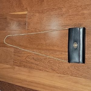 Vintage Coach crossbody wallet with gold chain